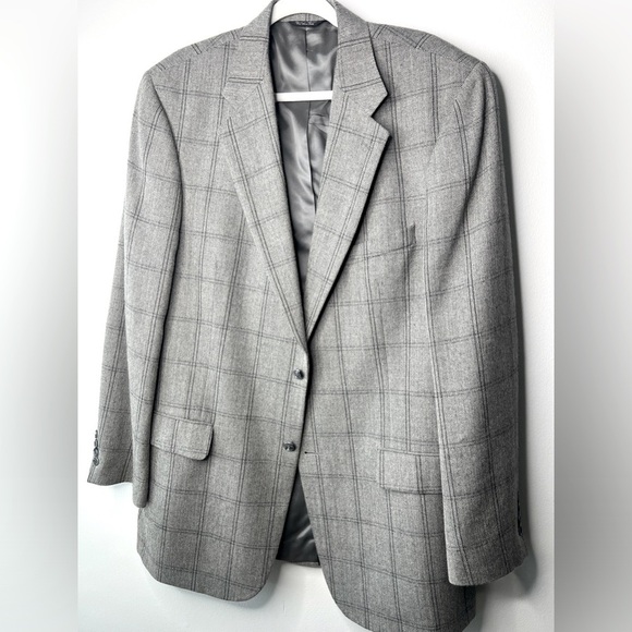 Paul Fredrick Other - 100% Camel hair Paul Fredrick Men’s sportcoat . Size 44 long.